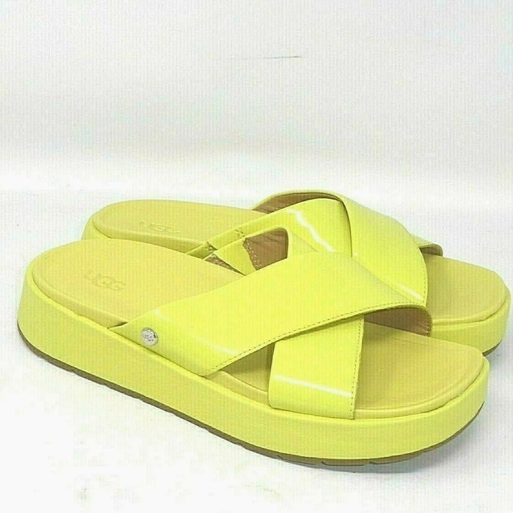 UGG Emily Patent Leather Slide Sandals Women’s Size 6 NEW